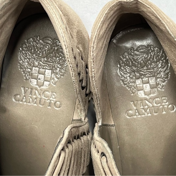 VINCE CAMUTO Prism 2 V-Cut Leather Suede Ankle Booties Moto Western Women 7M - Picture 6 of 16